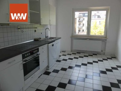 ** 2 Zimmer Wohnung in Humboldt / Gremberg mit Garage im Hof **