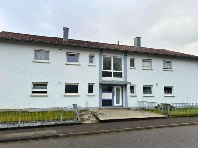 **3,5-Zimmer Wohnung mit Balkon und Garage**