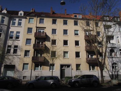 AB IN DEN SÜDEN! -Südstadt -  Moderne Wohnung mit Einbauküche!