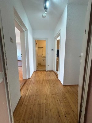 Dianaplatz | Schöne 2 Zimmer Wohnung | Balkon | Sofortbezug möglich.