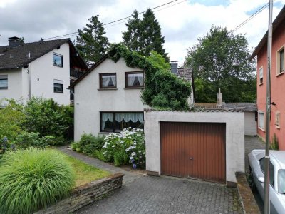 Charmantes Einfamilienhaus mit großem Potenzial in guter Wohnlage von Unkel
