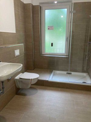 *** Sie träumen von einer modernisierten Altbauwohnung.. hier sind Sie richtig ***