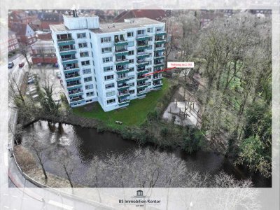 Innenstadtlage! Gepflegte Wohnung im 2. OG mit 2ZKB und Fahrstuhl in zentraler Wohnlage!