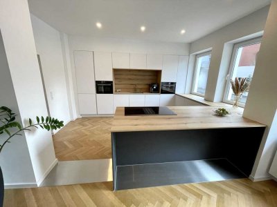 Luxuswohnung mit Designer Küche nur 2 Minuten vom Hauptmarkt!