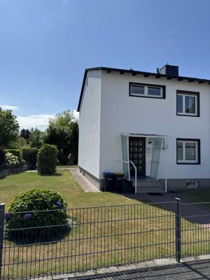 Schöne Doppelhaushälfte mit Garten, 100 m², Friedrichsdorf-Dillingen - von PRIVAT