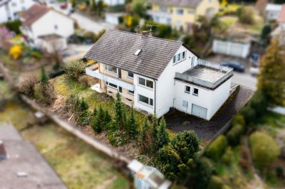 Sanierungsbedürftiges 3-Familienhaus in Top-Lage mit einzigartigem Ausblick