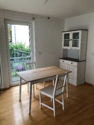 Freundlich möblierte Wohnung mit 2 Terrassen und 1 Balkon in Freiburg Günterstal zu vermieten