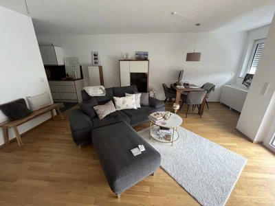 Neuwertige TOP 2 -Zimmer-Wohnung in AB-Stadtmitte