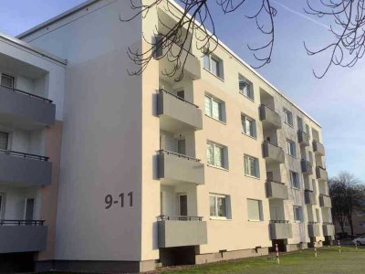 Großzügige 3-Zimmer Wohnung mit Balkon!