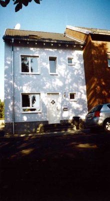 Reihenendhaus, 4 Zimmer, Brühl-Vochem, 2003, Stellplätze, Ruhiglage