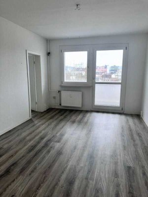 ** 1 Monat Mietfrei + Kautionsfrei ** tolle 2 Raum Wohnung mit 2 Balkonen **