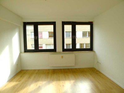 Gepflegte Altstadtwohnung frisch rennoviert 3,5 Zi