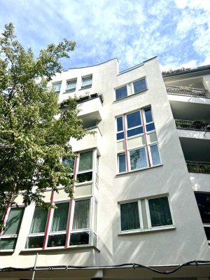 Bezugsfreie 4-Zimmer-Wohnung mit Wintergarten in Berlin-Weißensee – WE01