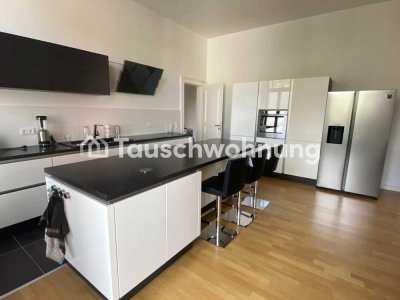 Tauschwohnung: Altbauwohnung mit Flügeltüren, Stuck, hohe Decken, Balkon