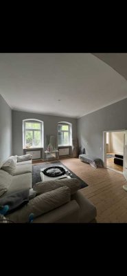 Wohnen in der Mannheimer Innenstadt: 140 m² am Park mit fast 4 Meter hohen Decken.