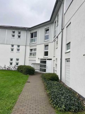 Erstbezug nach Sanierung mit Balkon: Attraktive 1,5-Raum-Terrassenwohnung mit geh. Innenausstattung