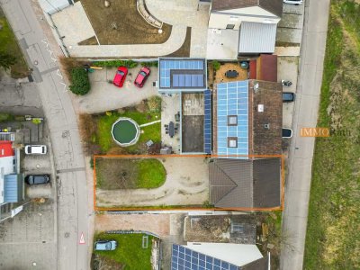 IMMORath.de - Doppelhaushälfte mit Garten, Terrasse & Balkon