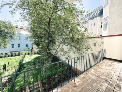 Erstbezug nach Sanierung! 3 Zimmer-Wohnung mit hofseitiger Terrasse mit Grünblick! Beste Gersthofer Lage!