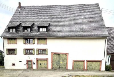 Imposantes Mehrgenerationenhaus in Bad Dürrheim-Biesingen, ELR-Förderung möglich.