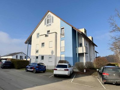 Gemütliche 4-Zimmer-Maisonettewohnung mit Loggia, Tiefgaragen- und Außenstellplatz!