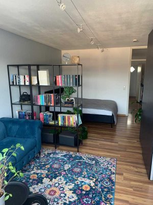 1-Zimmerwohnung in Freiburg zentral gelegen / Tausch gegen 2-3 Zimmer in Freiburg u. Umgebung