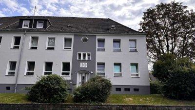 *** Hier wird fleißig gewerkelt! Charmante Altbauwohnung mit Duschbad! ***