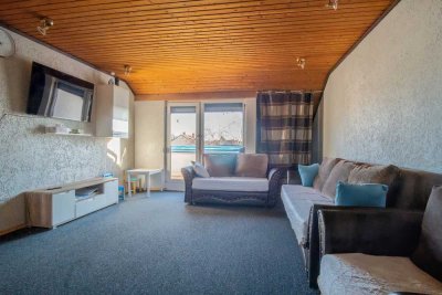 Charmante 3 ZKB-Dachgeschosswohnung mit großem Balkon