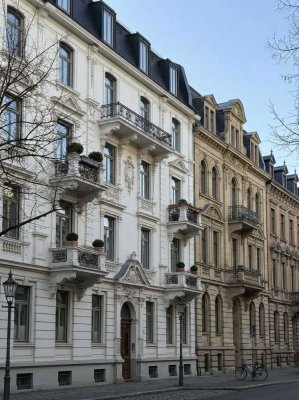 Kernsanierte Altbau-Wohnung in guter Bahnhofsviertel-Lage