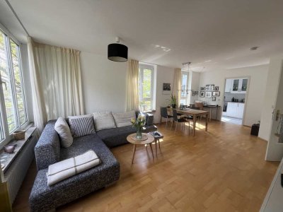 2-Zimmer Wohnung mit Balkon - hell, ruhig, zentral
