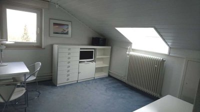 Nur für 1 Person: Möblierte 2-ZW in Durlach-Höhenlage