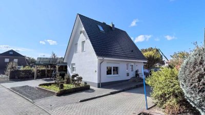 Vollständig und energetisch renoviertes Einfamilienhaus - provisionsfrei