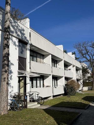 sonnige Süd-Loggia - helle West-Terrasse