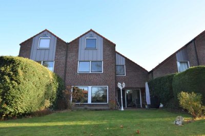 Ruhiges und schönes Wohnen in attraktiver *DOPPELHAUSHÄLFTE* mit Garten in Wittingen!