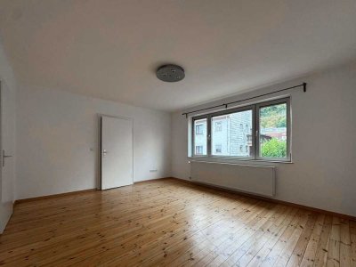 Landstuhl - 3 ZKB, Tageslichtbad, Gäste-WC, Garage