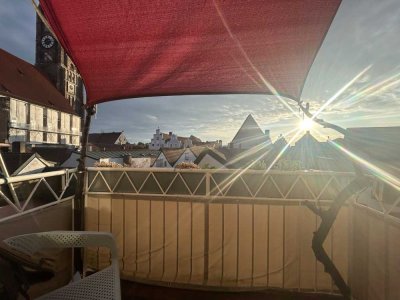 Schöne 3 Zimmerwohnung über Landshut mit Balkon und EBK