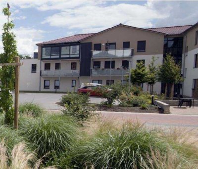 Neuwertiges Penthouse mit 2 Zimmern und Balkon in Gronau (Leine)