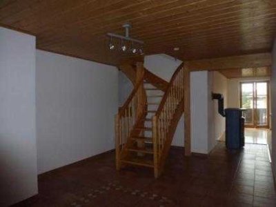 Offen gestaltete Maisonette Wohnung in ländlicher Umgebung