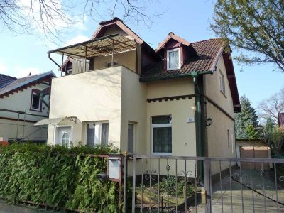 Sanierungsbedürftiges Einfamilienhaus in Schöneiche b. Berlin