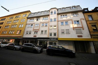 Helle 4-ZKB-ETW in attraktiver Lage in unmittelbarer Nähe zur Mühlburger Einkaufsmeile!