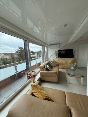 Wunderschöne 3,5-Zimmer Dachgeschosswohnung mit offener Küche und Dachloggia