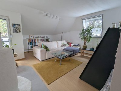 Perfekt für zwei - stilvolle Dachwohnung in Toplage Nähe Hasnerplatz