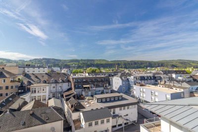 Blick über die Stadt- Altersgerechte helle Penthousewohnung an der Fußgängerzone