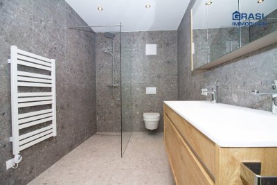 Schwaz (Neubau - Top 7): Bestens ausgestattete 3-Zimmer-Wohnung inkl. Parkplatzt und Balkon