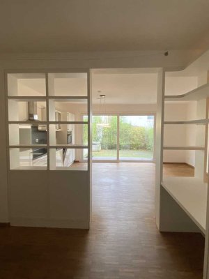 Geschickt geteiltes Apartment mit Terrasse in zentraler Lage
