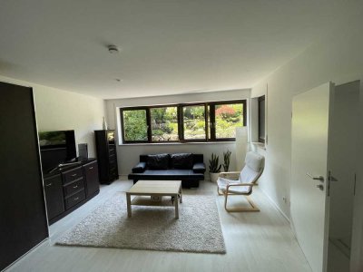 Bis Ende des Jahres möblierte Sourterrain-Wohnung in Forstinning zu vermieten