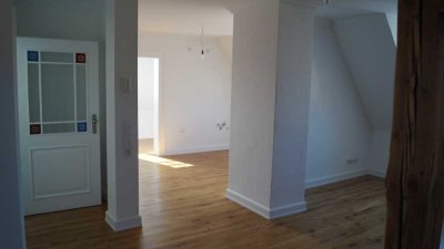 2-Zi.-Mais.-Whg. in historischer VIlla mit gehobener Ausstattung