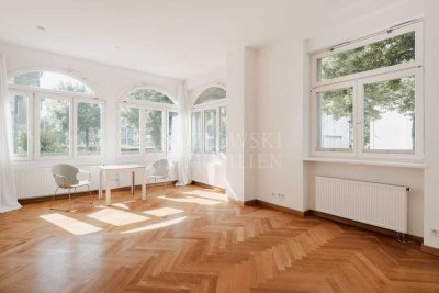 Villa Gustav Cless - Repräsentative Altbauetage mit Direktlift und voller Potential!