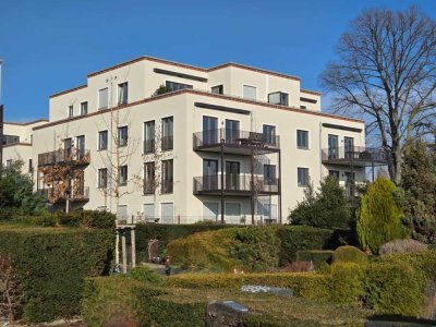 ++ SORGLOS WOHNEN IM NEUBAU: Barrierefreiheit trifft auf idyllische Stille ++