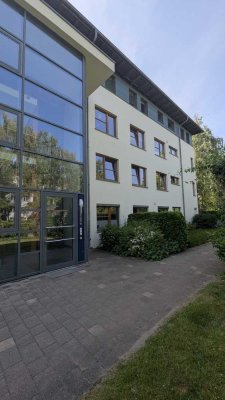 Vermietete Stadtwohnung mit Terrasse & Garten