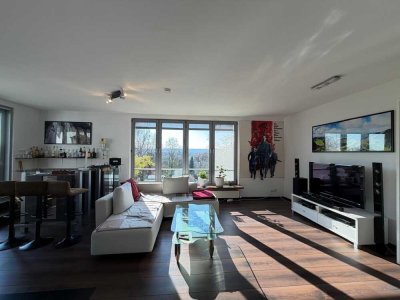 Wohnen auf höchstem Niveau – Exklusive Dachgeschosswohnung mit traumhafter Dachterrasse